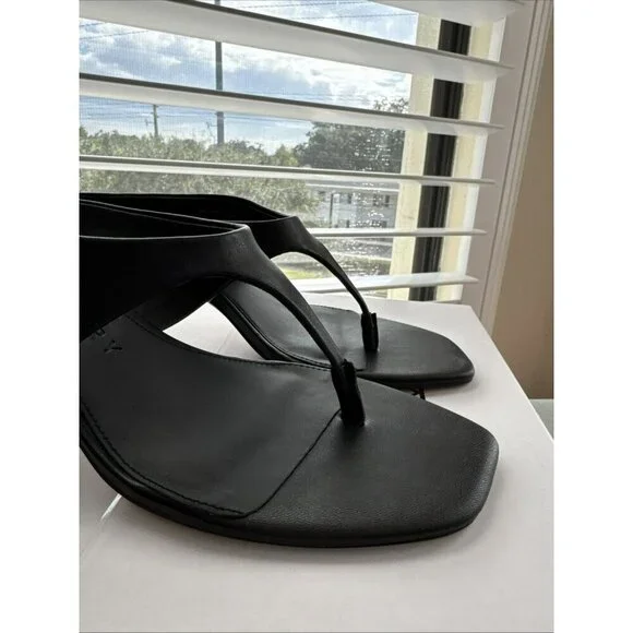 KATY PERRY The OCEANSIDE Low Rise Thong Black Sandal Size 9.5 - Picture 4 of 8